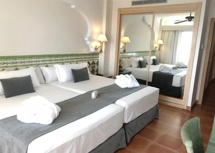 Playacalida Hotel