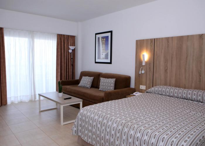 Aparthotel PYR Fuengirola