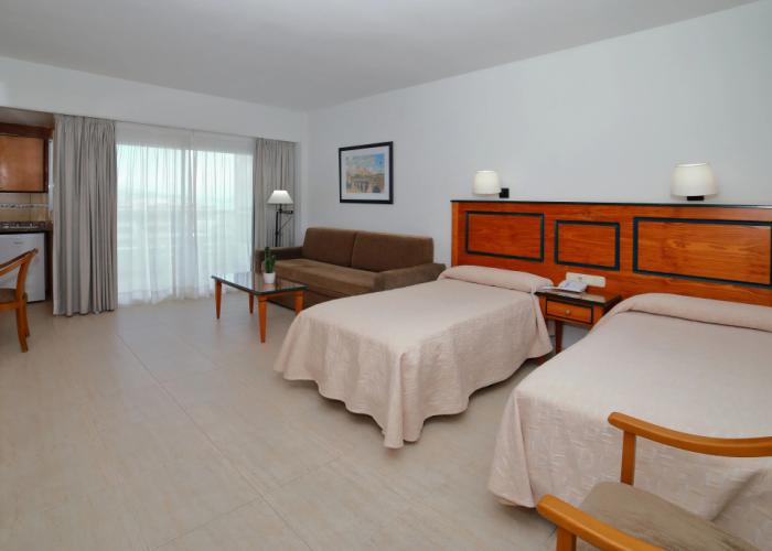 Aparthotel PYR Fuengirola