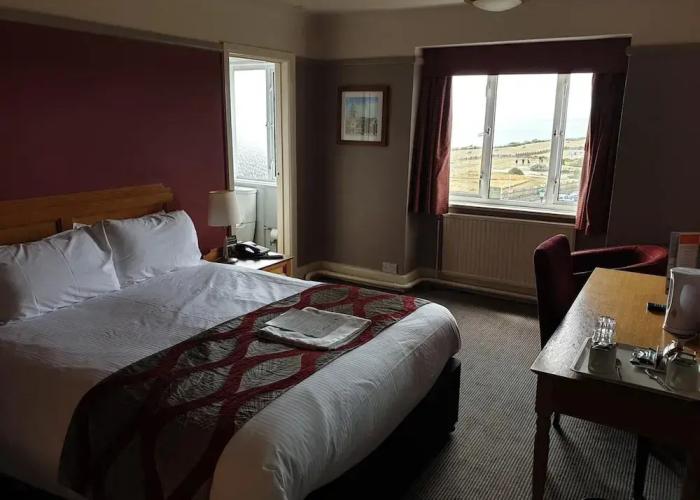 Commodore Hotel Bournemouth by Greene King Inns