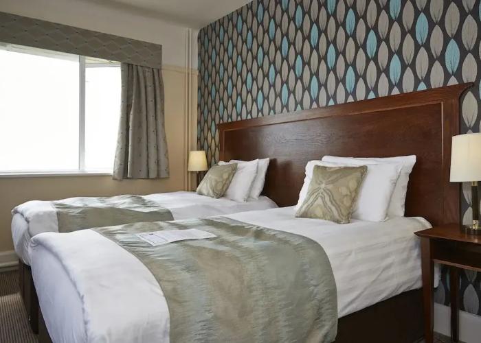 Commodore Hotel Bournemouth by Greene King Inns