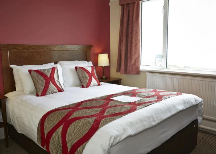 Commodore Hotel Bournemouth by Greene King Inns