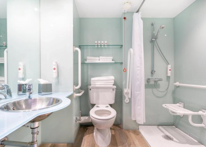 Holiday Inn Bournemouth by IHG