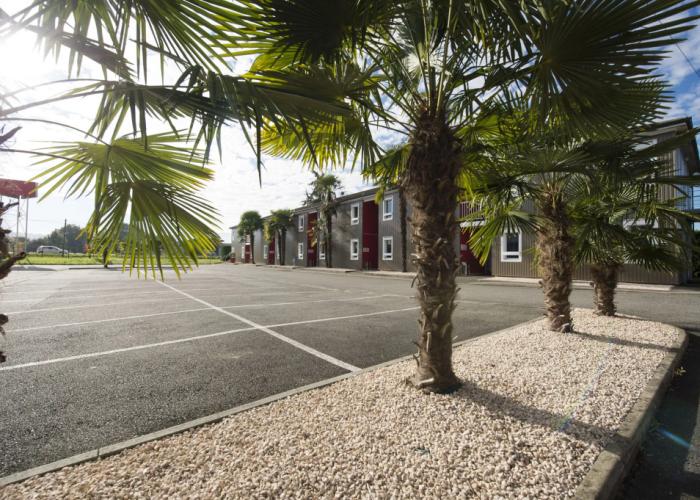 Brit Hotel Essentiel Pau Lescar