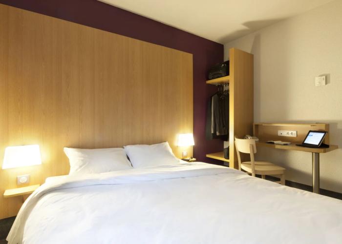 B&B HOTEL Pau Lescar