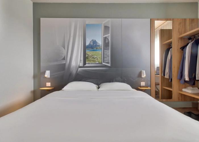 B&B HOTEL Pau Lescar