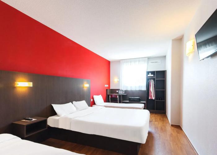 B&B HOTEL Pau Lescar