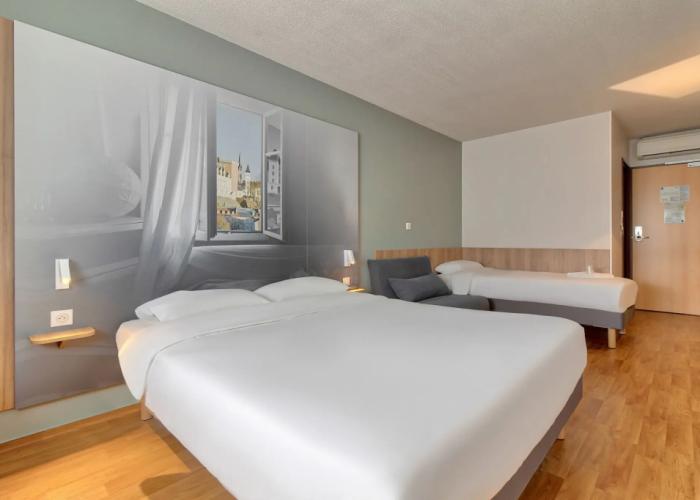 B&B HOTEL Pau Lescar
