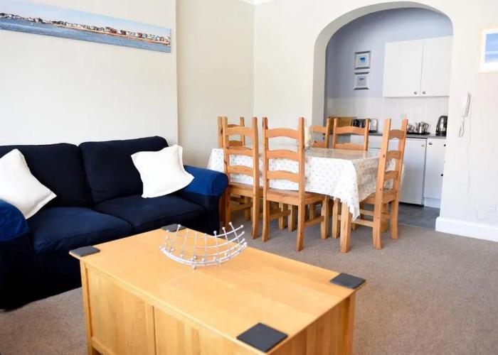 Riviera Hotel & Holiday Apartments