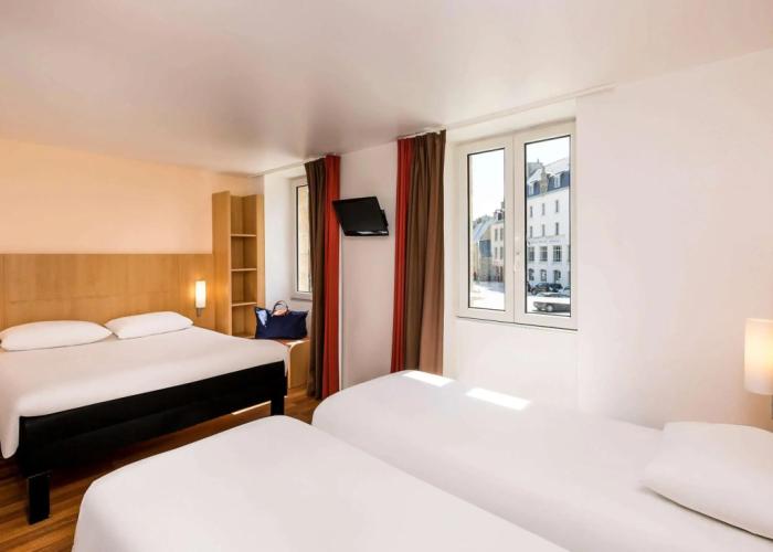 ibis Roscoff bord de mer