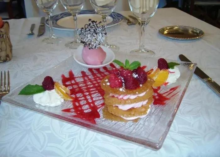 Logis Hotel L'acadie saint victor