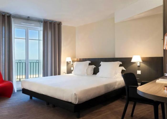 Hotel Les Flots - Chatelaillon Plage