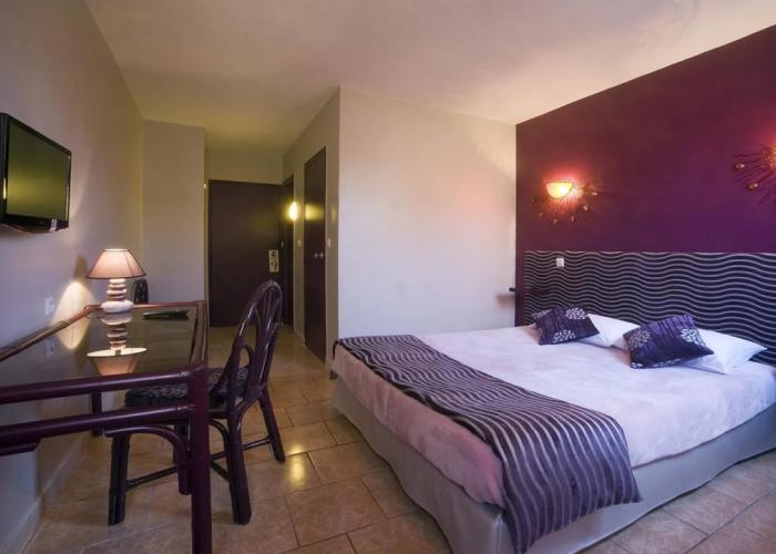 Tropic Hotel