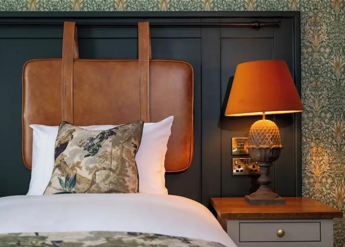 Wheatsheaf Hotel - Virginia Water by Greene King Inns
