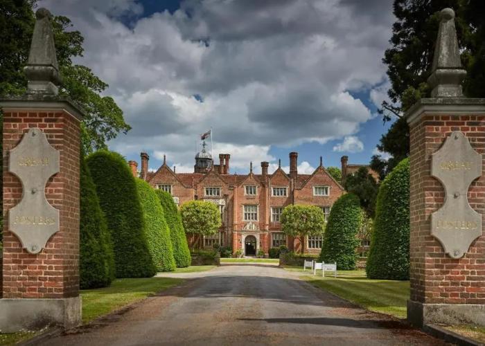 Great Fosters - Near Windsor