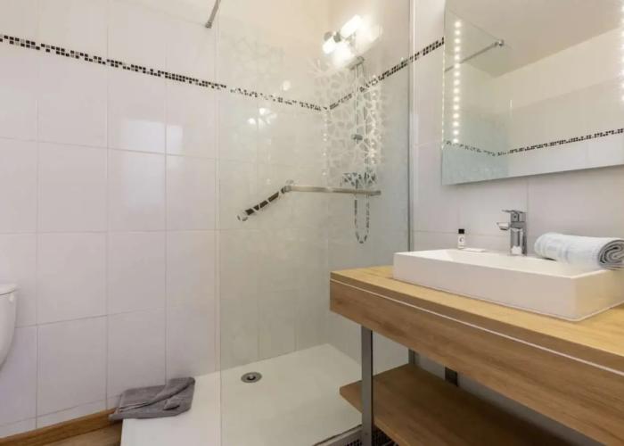 The Originals City, Hotel Azur, Fos sur Mer