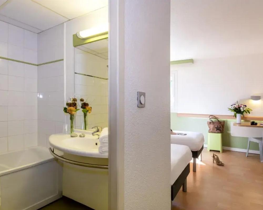 фото ibis budget Cannes Mougins