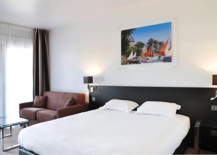 Golden Tulip Pornic Suites