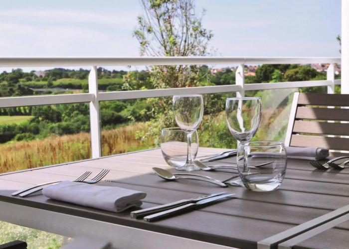 Golden Tulip Pornic Suites