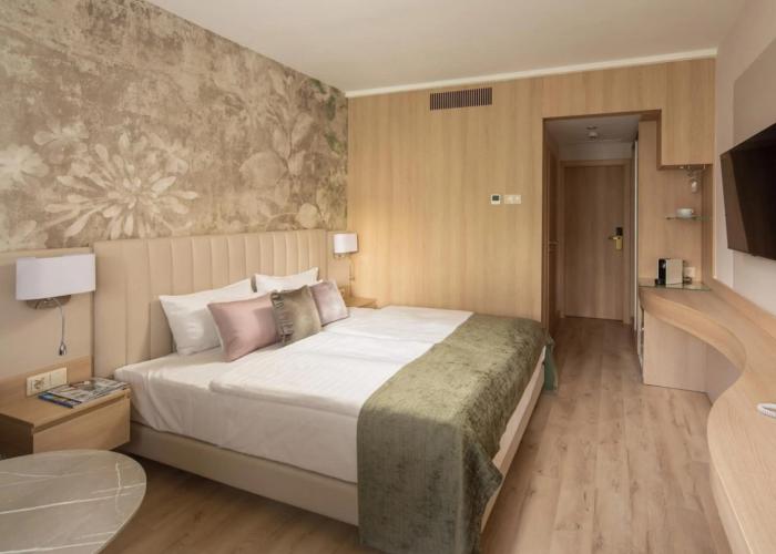 Hotel Carbona Thermal Spa
