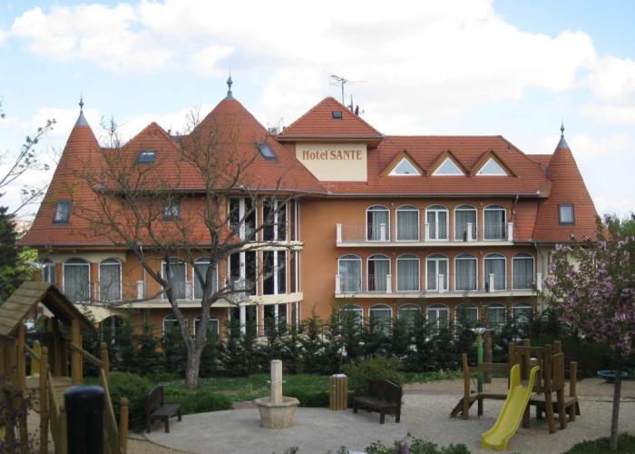 SANTE Hévíz