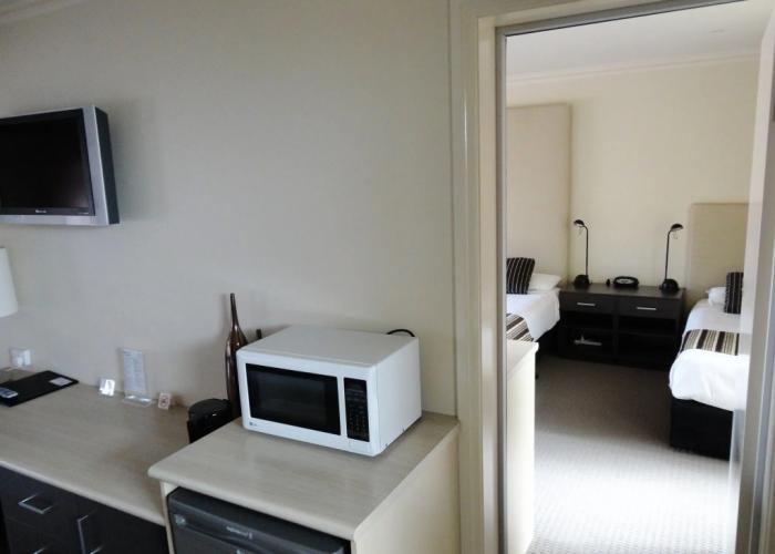 Sovereign Park Motor Inn