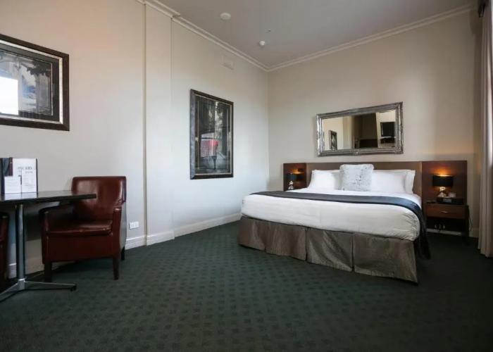 Oscar's Hotel