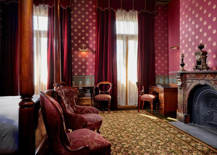Craig's Royal Hotel