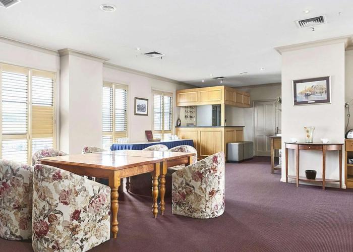 Quality Inn Colonial
