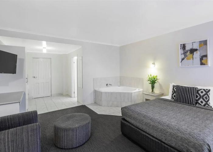 Best Western Cathedral Motor Inn