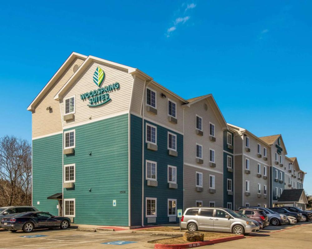 WoodSpring Suites Houston La Porte