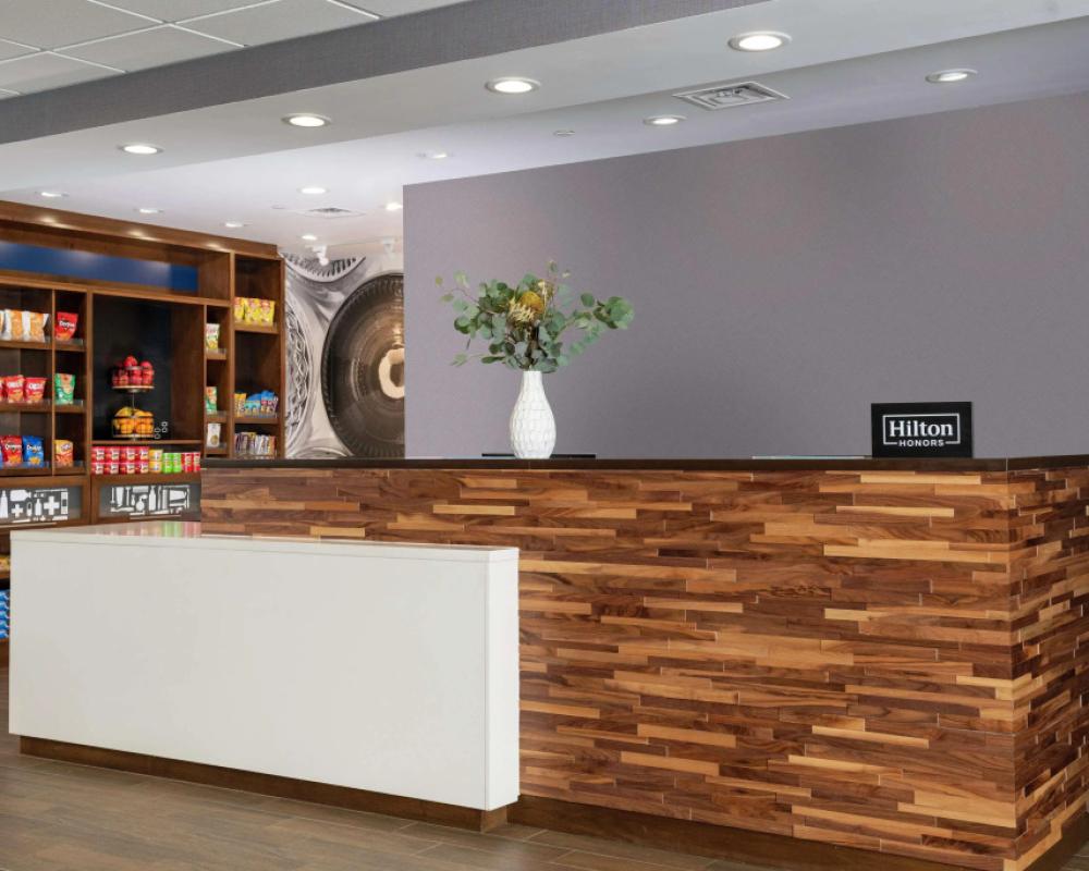 Hampton Inn & Suites Pittsburgh New Stanton