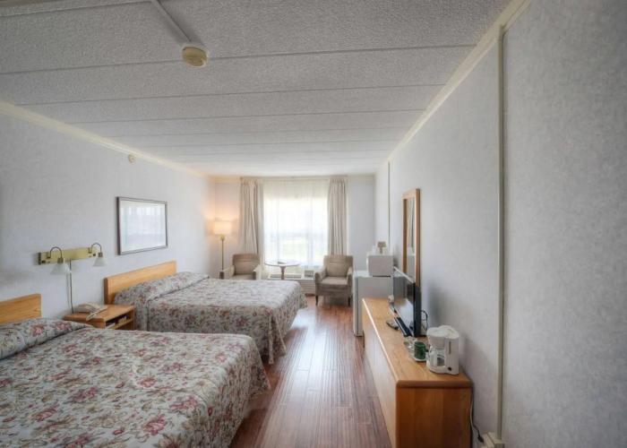 Claymore inn & Suites