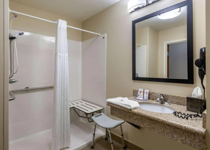 Holiday Inn Express Alpharetta - Roswell by IHG