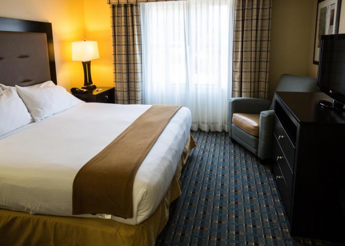 Holiday Inn Express Alpharetta - Roswell by IHG