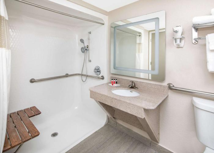 Ramada by Wyndham Alpharetta/Atlanta North