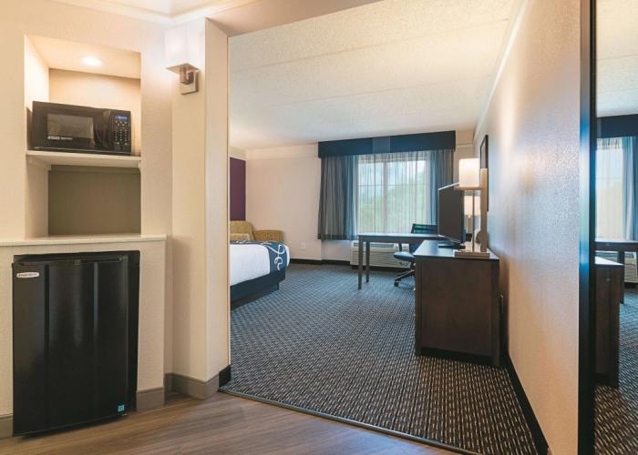 La Quinta Inn & Suites by Wyndham Atlanta Alpharetta