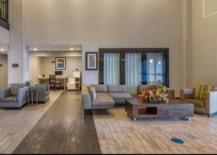 Comfort Suites Alpharetta/Roswell - Atlanta Area