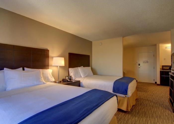 Holiday Inn Express & Suites Alpharetta - Windward Parkway by IHG