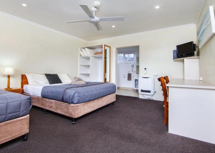 Wintersun Gardens Motel