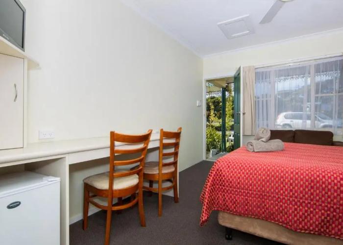 Wintersun Gardens Motel