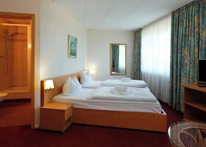 TRIP INN Axxon Hotel