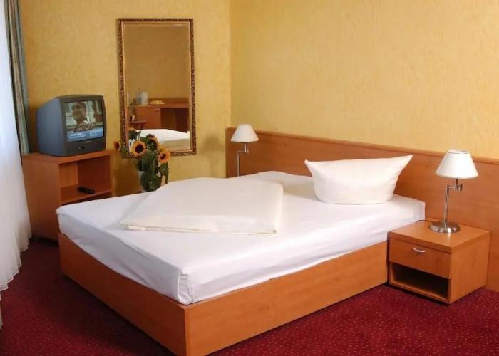 TRIP INN Axxon Hotel