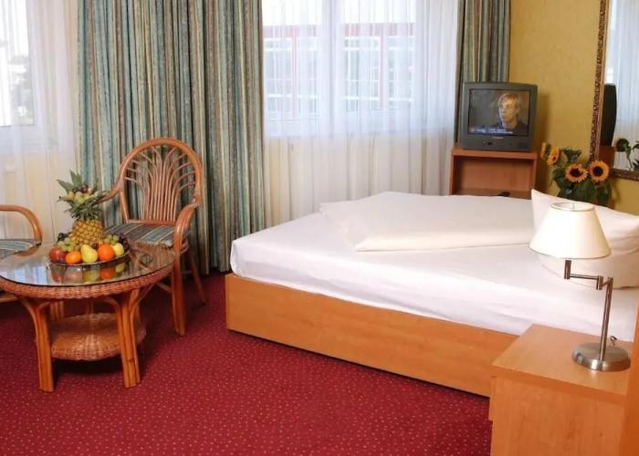 TRIP INN Axxon Hotel