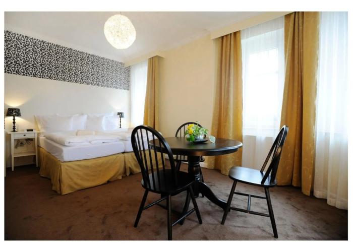 Pytloun Design Self Check-in Hotel