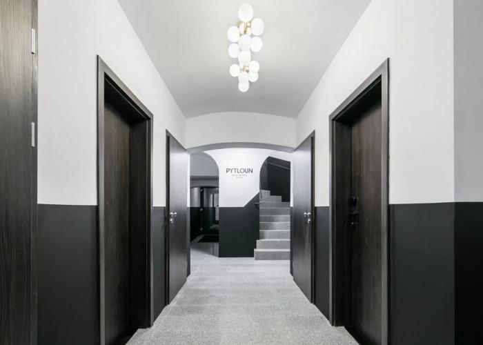 Pytloun Flat Hotel