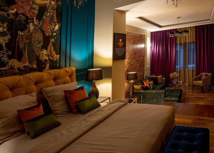 Hotel Capital