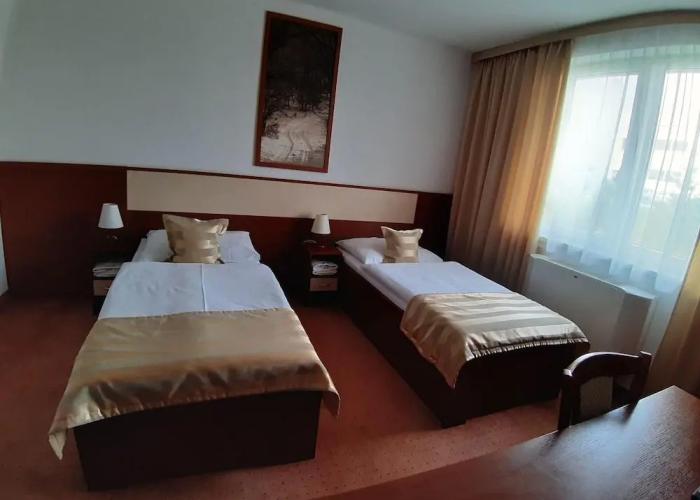 Hotel Auto Jas