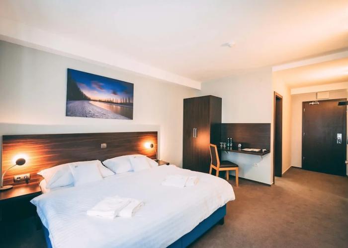 Boutique HOTEL 11