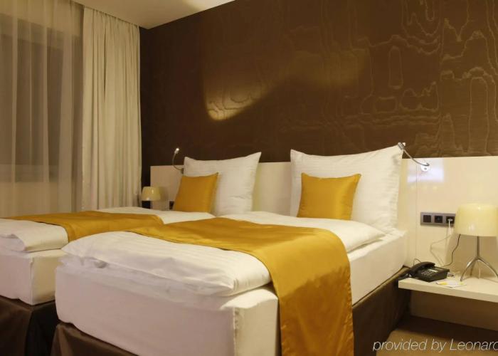 Mikado Hotel